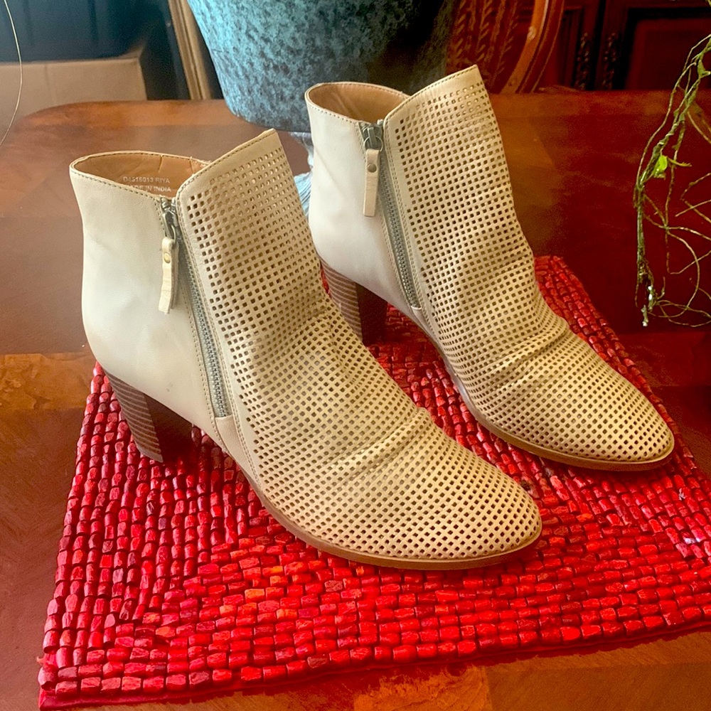 Excellent Condition - image 1